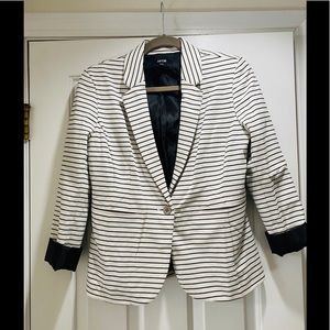 White with black stripes cotton blazer